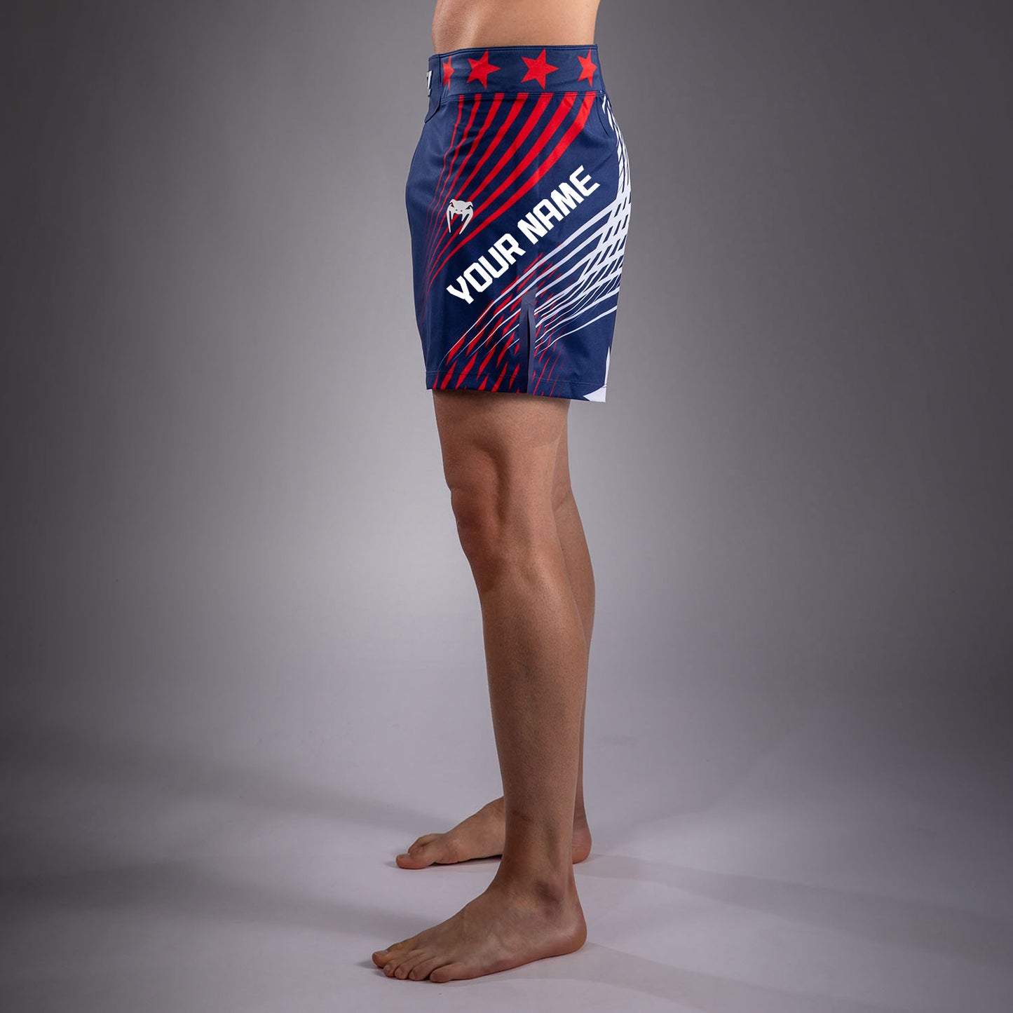 Official UFC Freedom 250 by Venum Op maat gemaakt Authentic Fight Night Fight Shorts Short Fit voor heren - Blauw