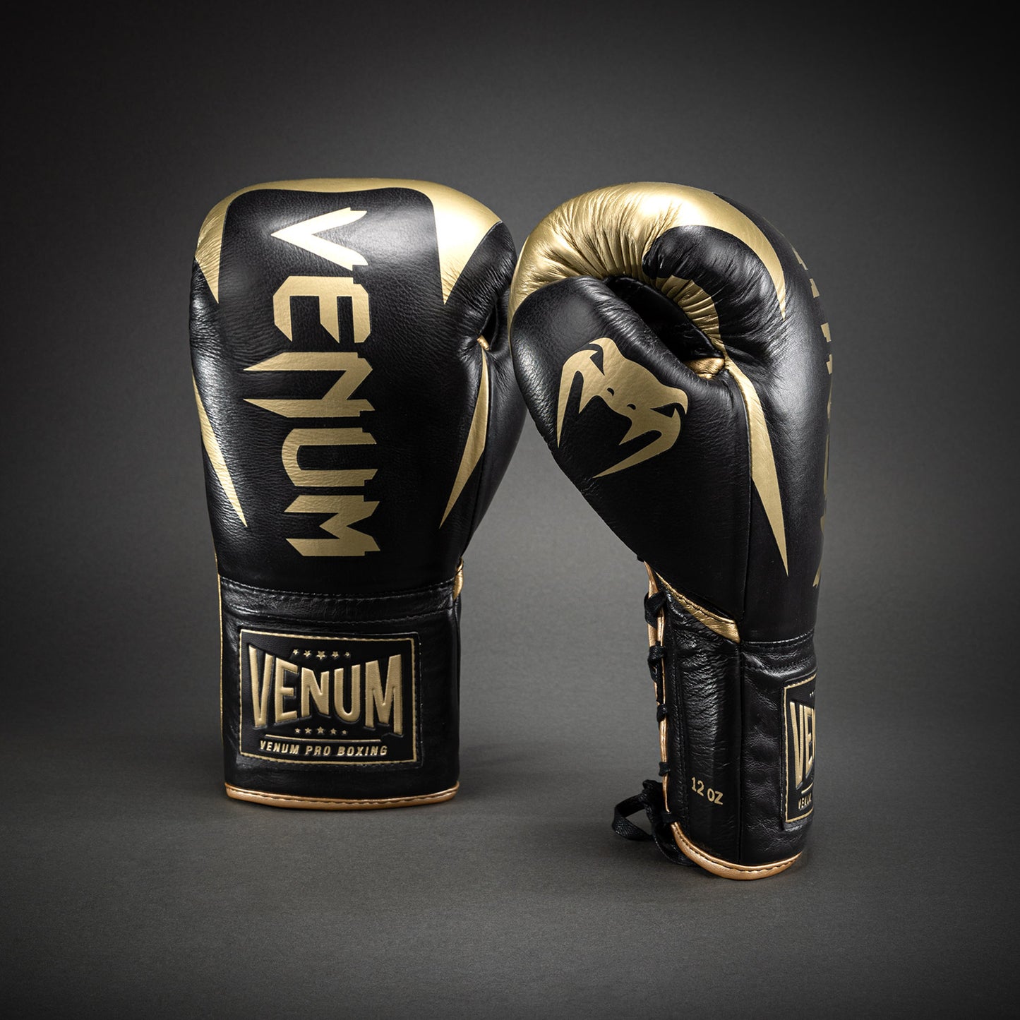 Venum Hammer professionele bokshandschoenen met veters - zwart/goud