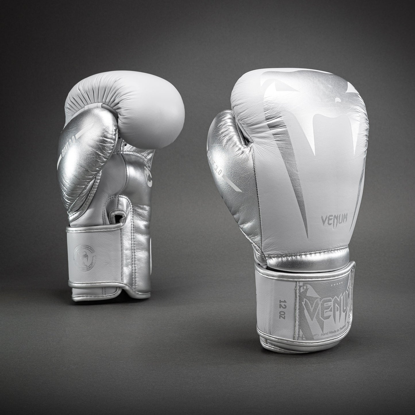 Venum Giant 3.0 Bokshandschoenen - grijs/zilver
