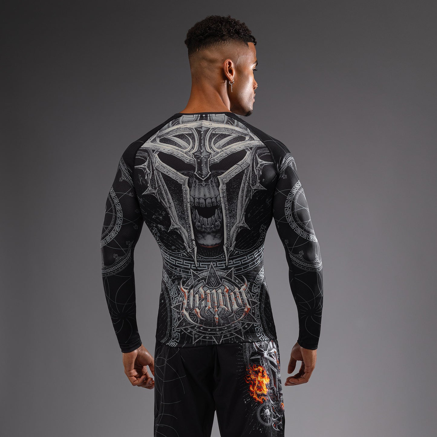 Venum Gladiator 5.0 Heren Lange Mouwen Rashguard - Zwart/Zilver