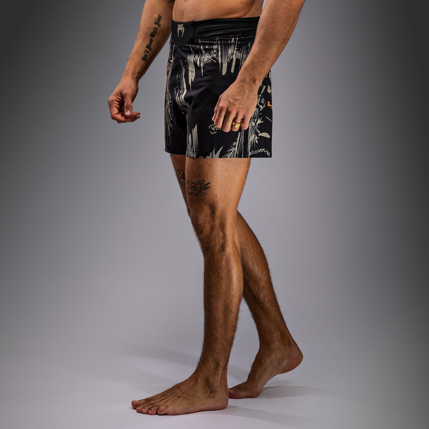Venum Tiger Fight Shorts Heren - Zwart / Neon Oranje