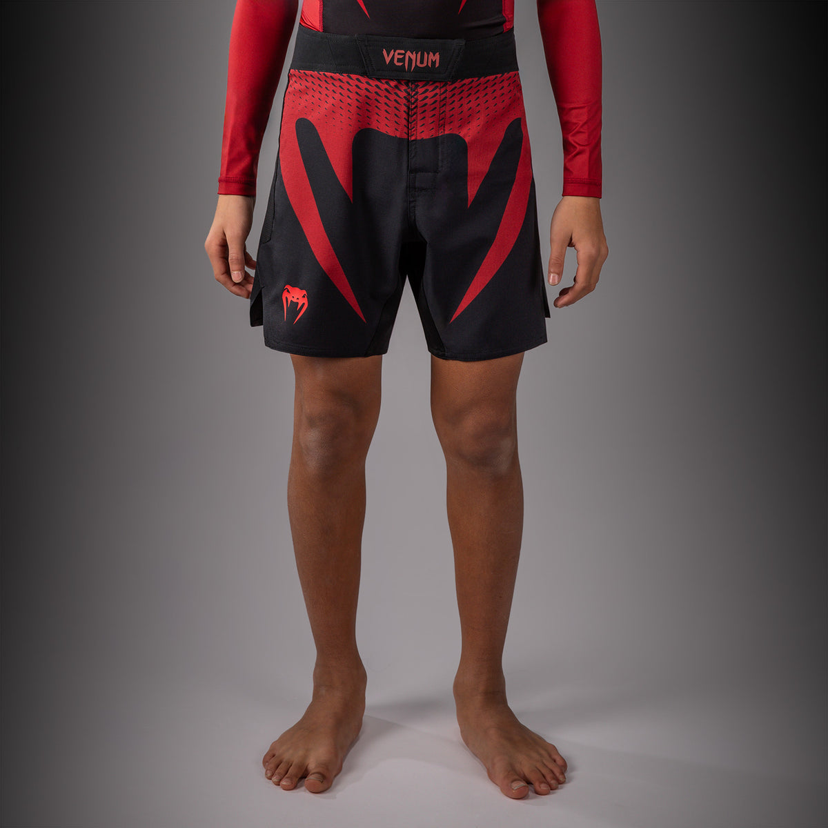 Venum Attack Fightshort voor Kinderen - Zwart/Rood