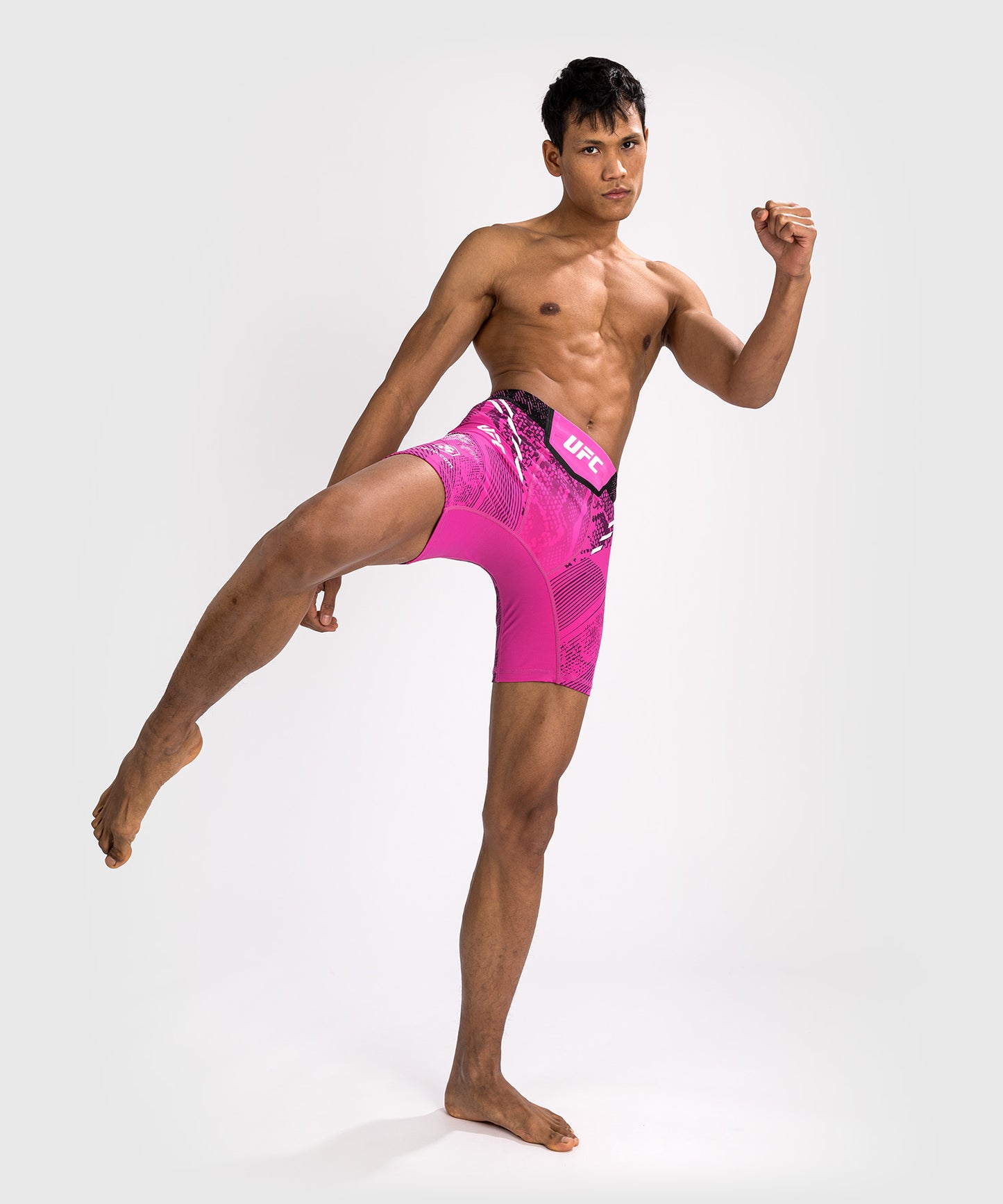 UFC Unrivaled by Venum Authentieke Fight Night Unisex Vale Tudo Short - Roze