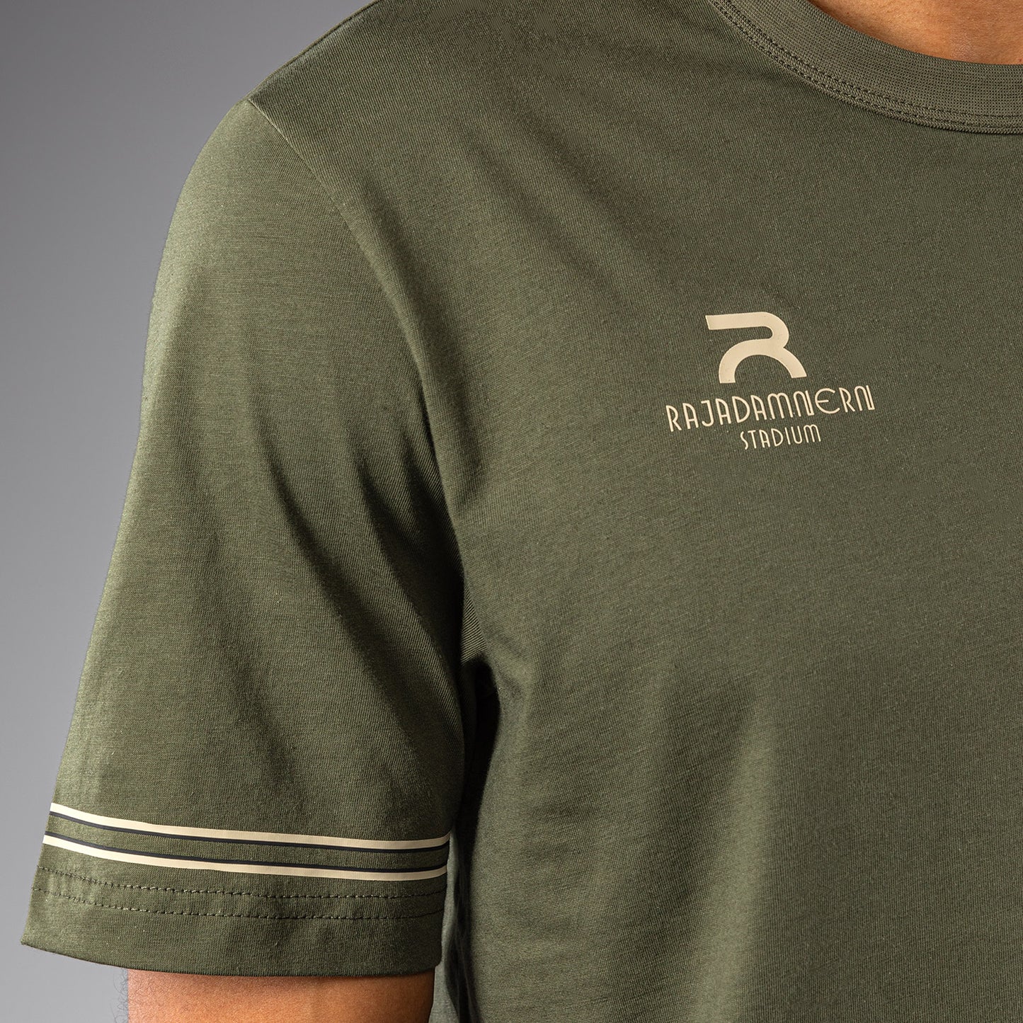 Venum x Rajadamnern T-shirt - Militair Groen
