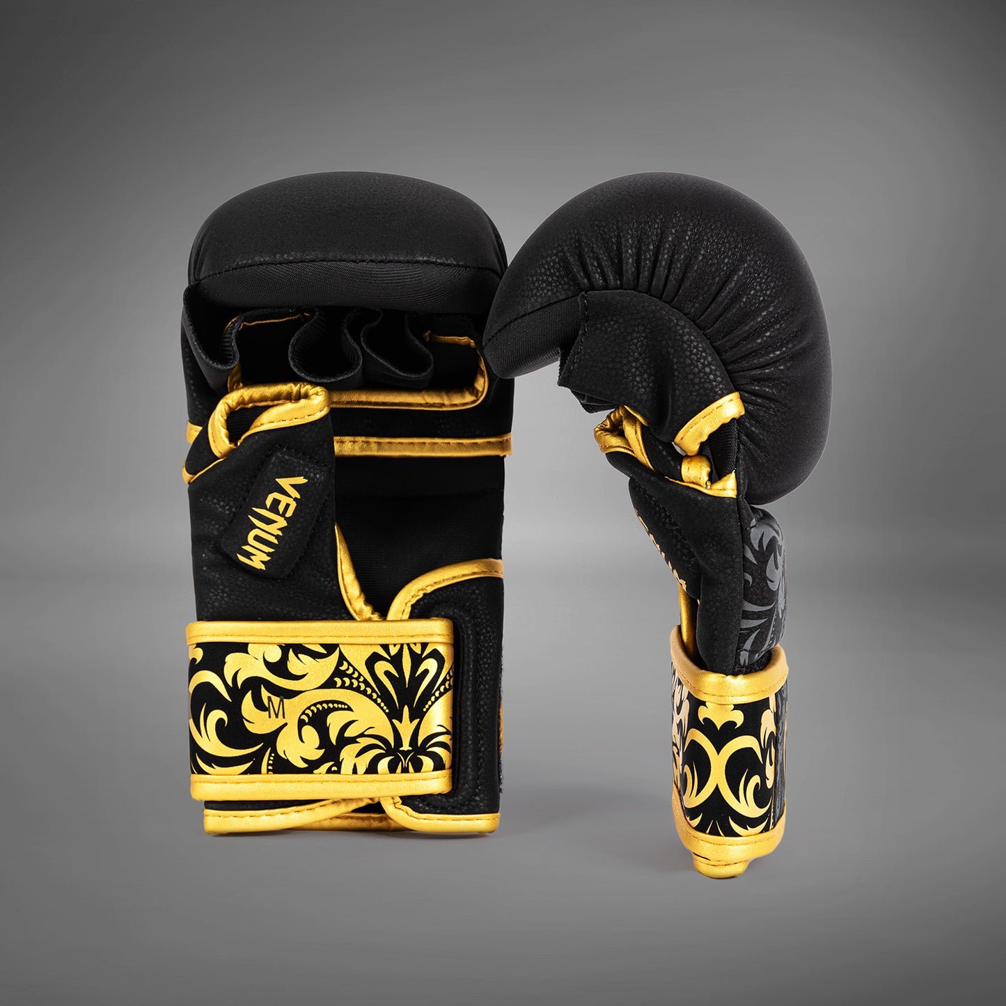 Venum x Topuria Unmatched Edition MMA Sparring Handschoenen - Zwart/Goud