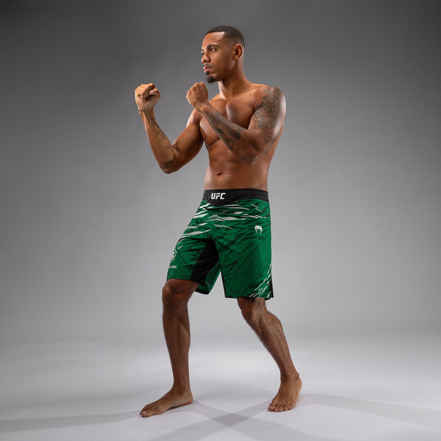 UFC Fusion by Venum Authentic Fight Night Fight Shorts voor Heren - Lang Fit - Groen