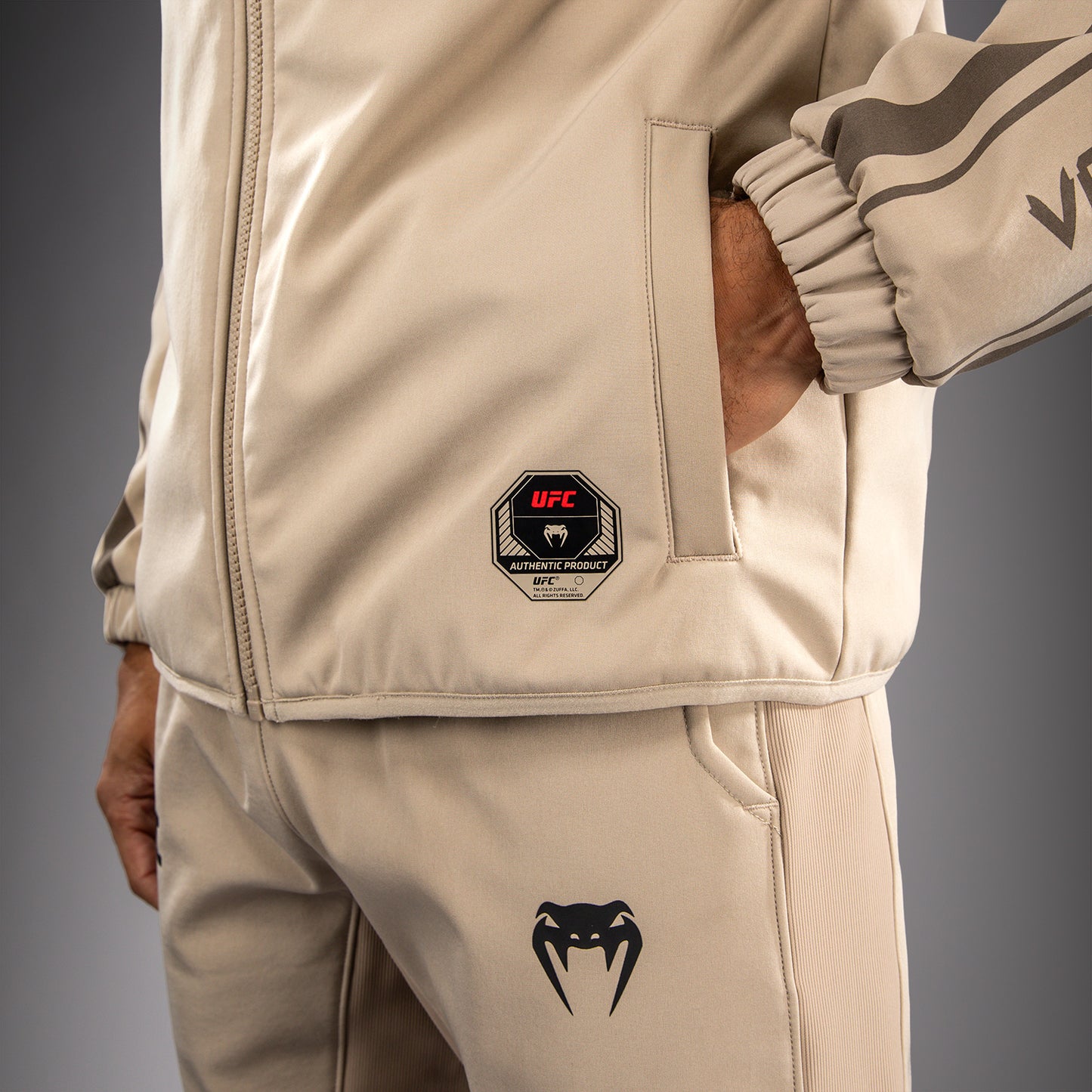 Venum UFC Unity by Venum Authentic Fight Week Heren Hoodie met Rits - Zand