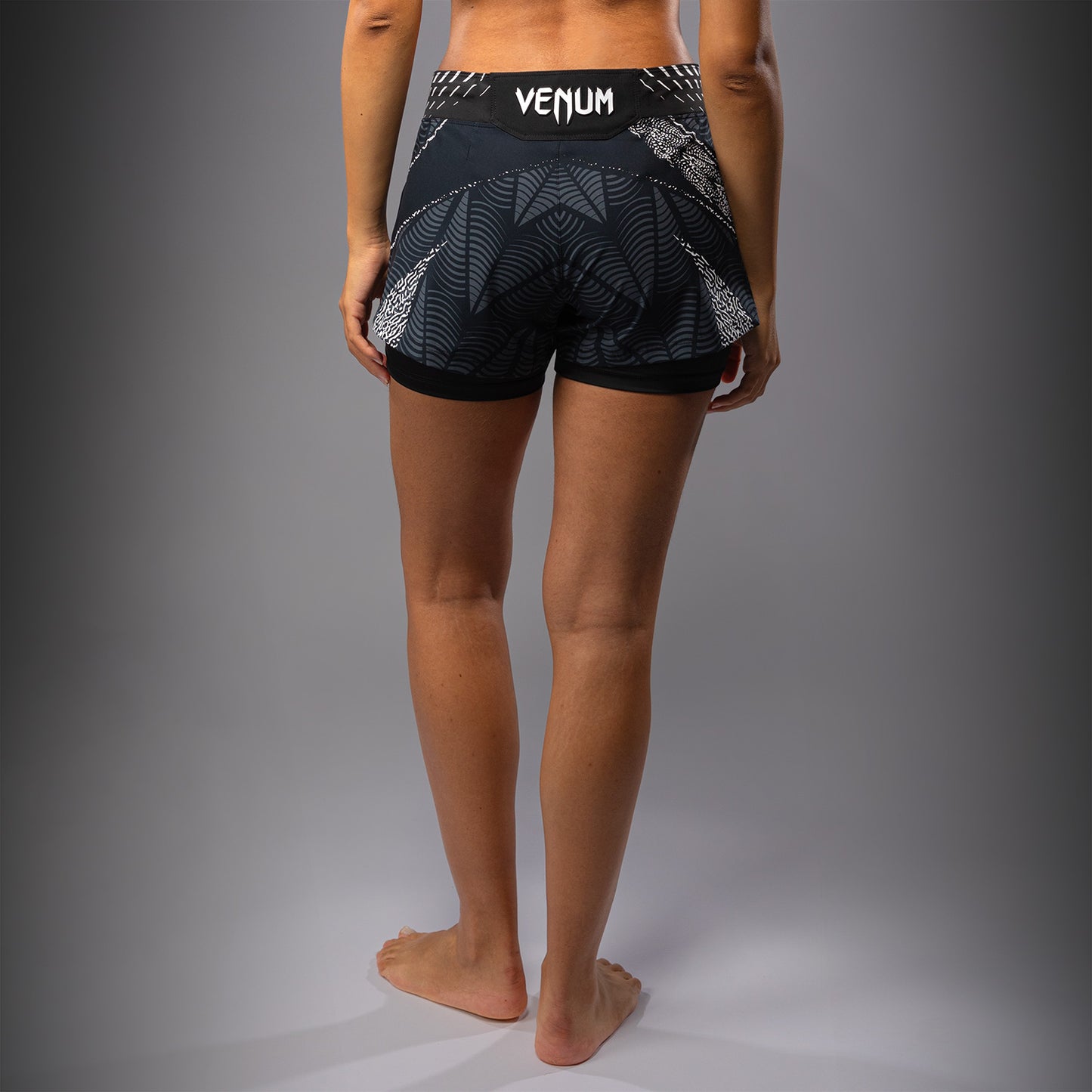 UFC Zenith by Venum Authentic Fight Night Short Fit Fight Short Dames Personalized - Zwart