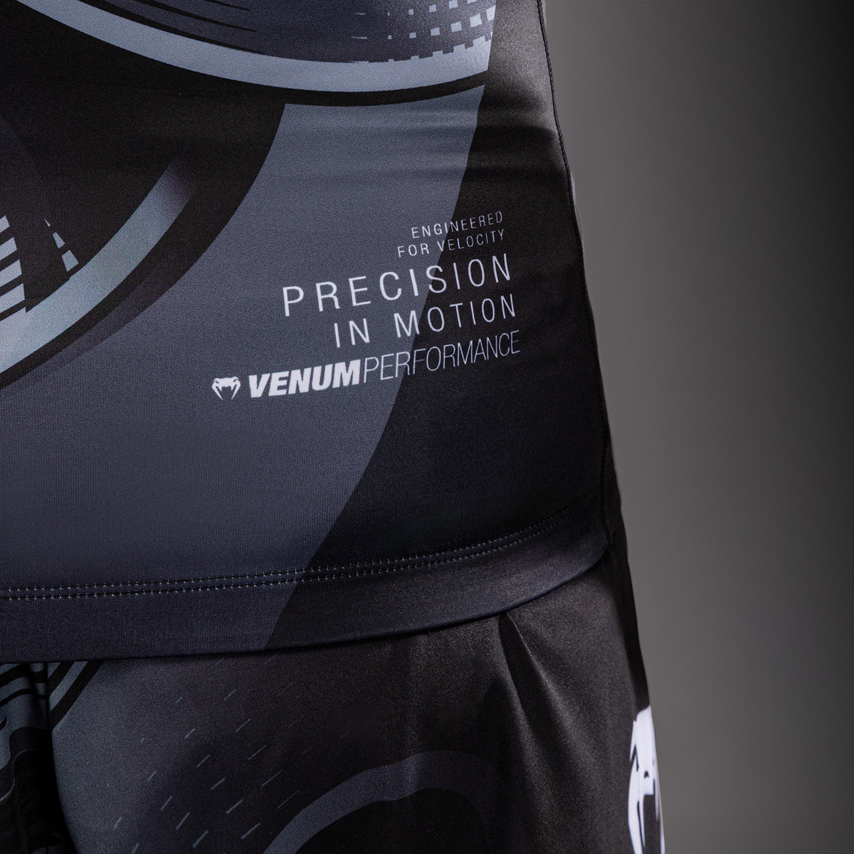 Venum Crimson Viper 2.0 Rashguard met korte mouwen - Zwart/Grijs