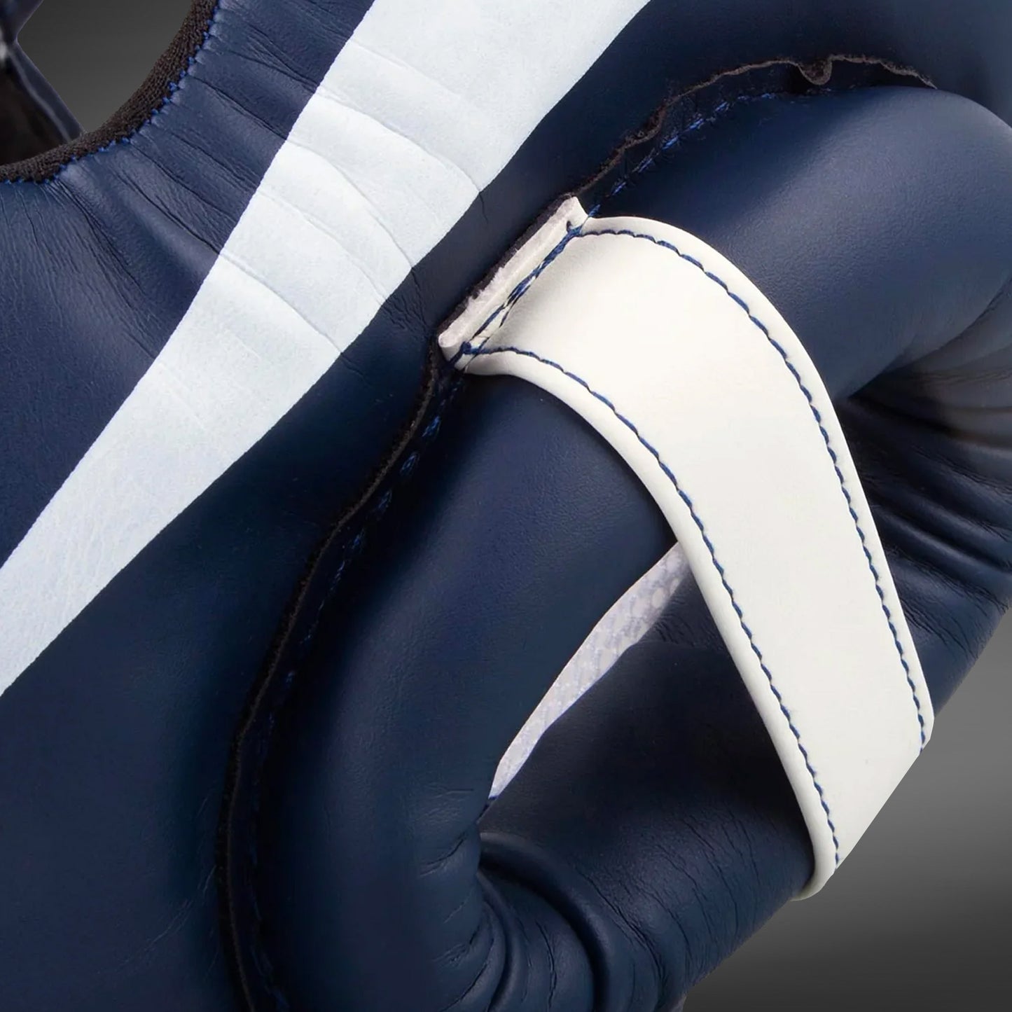 Venum Elite hoofdbeschermer - Mariblauw/Wit