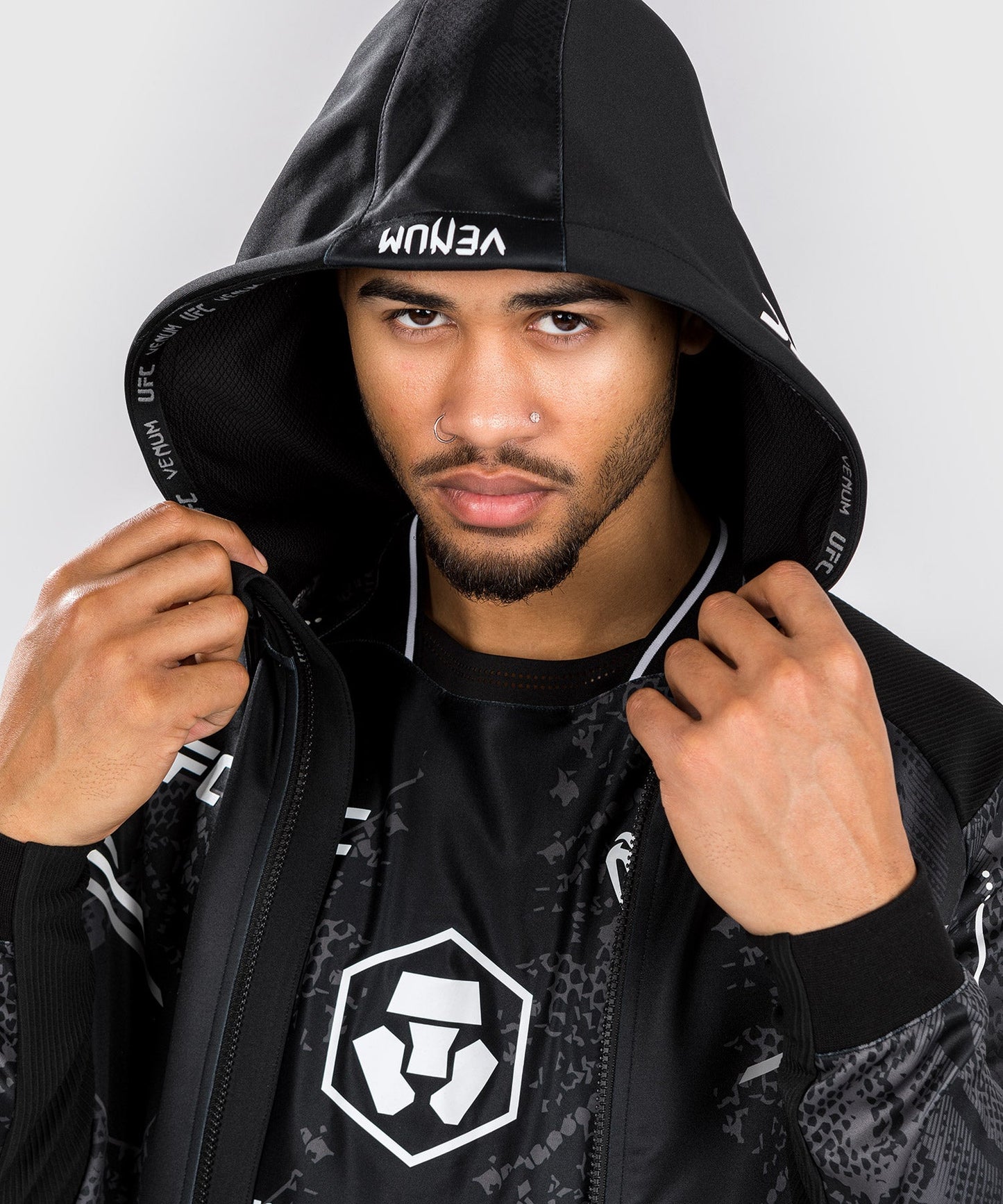 UFC Adrenaline by Venum Authentic Fight Night  Gepersonaliseerde jas voor Mannen - Zwart