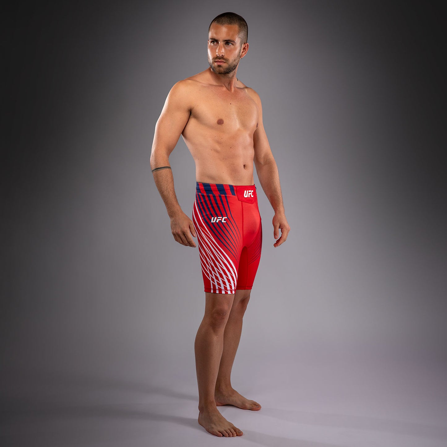 Official UFC Freedom 250 by Venum Authentic Fight Night Vale Tudo Shorts voor heren - Rood