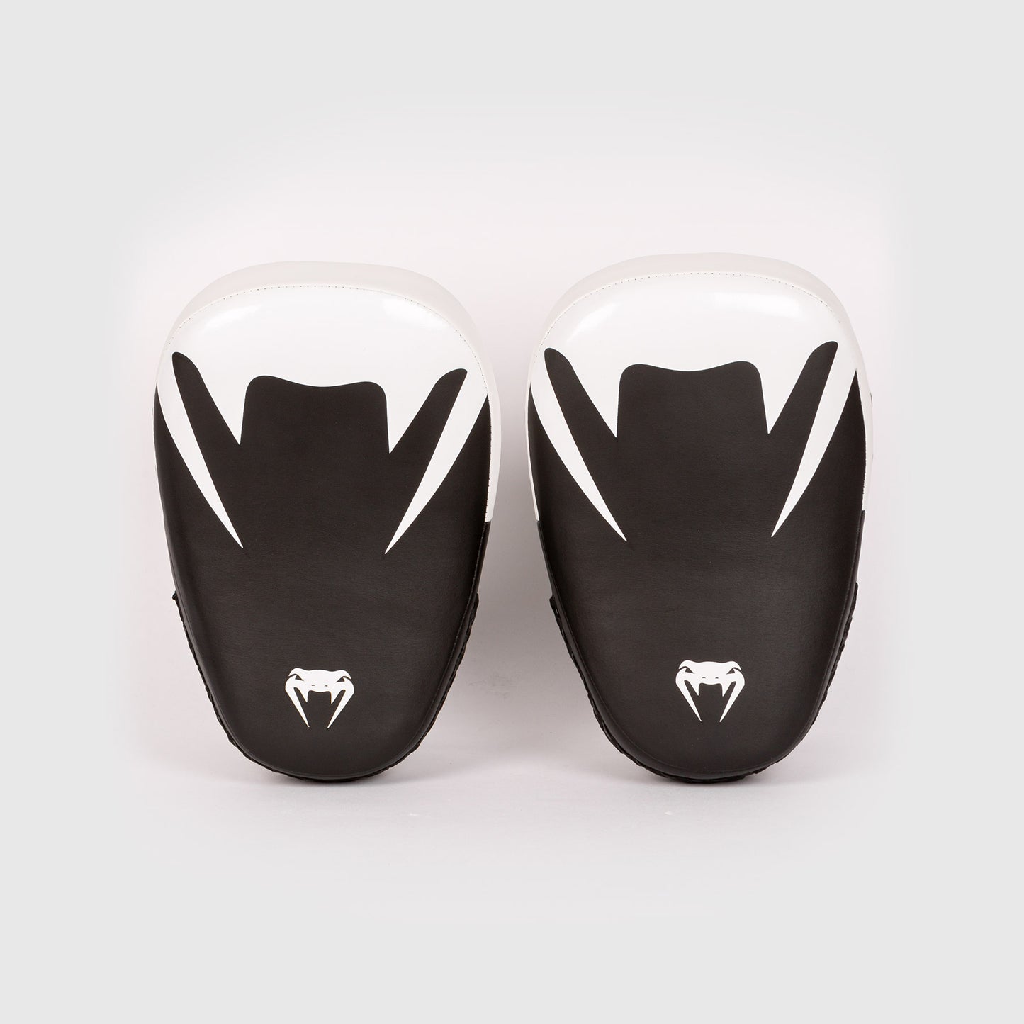 Venum Kick Boxing Gear 2.0 Micro Fibre Kleine Pootjes - Zwart/Wit