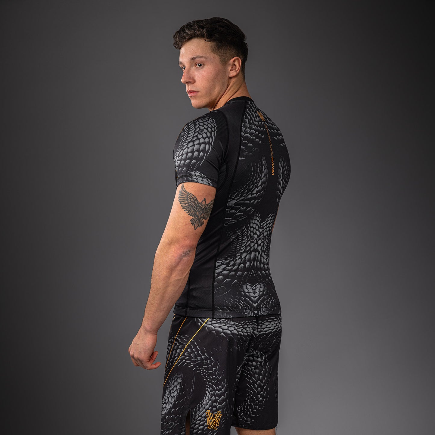 Venum Matupa Rashguard met korte mouwen - Zwart/Grijs/Goud