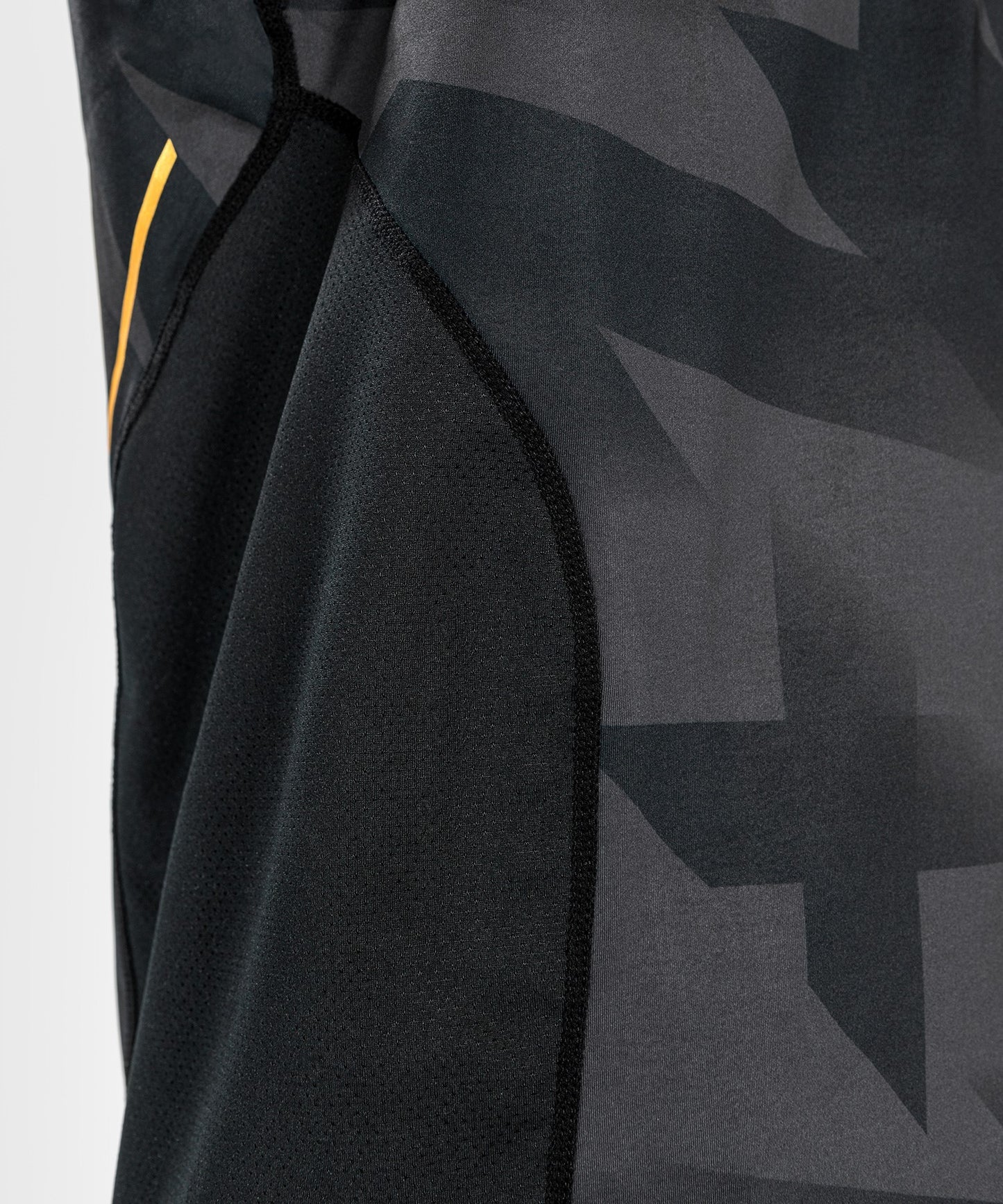 Dry Tech Venum Razor Tanktop - Zwart/Goud