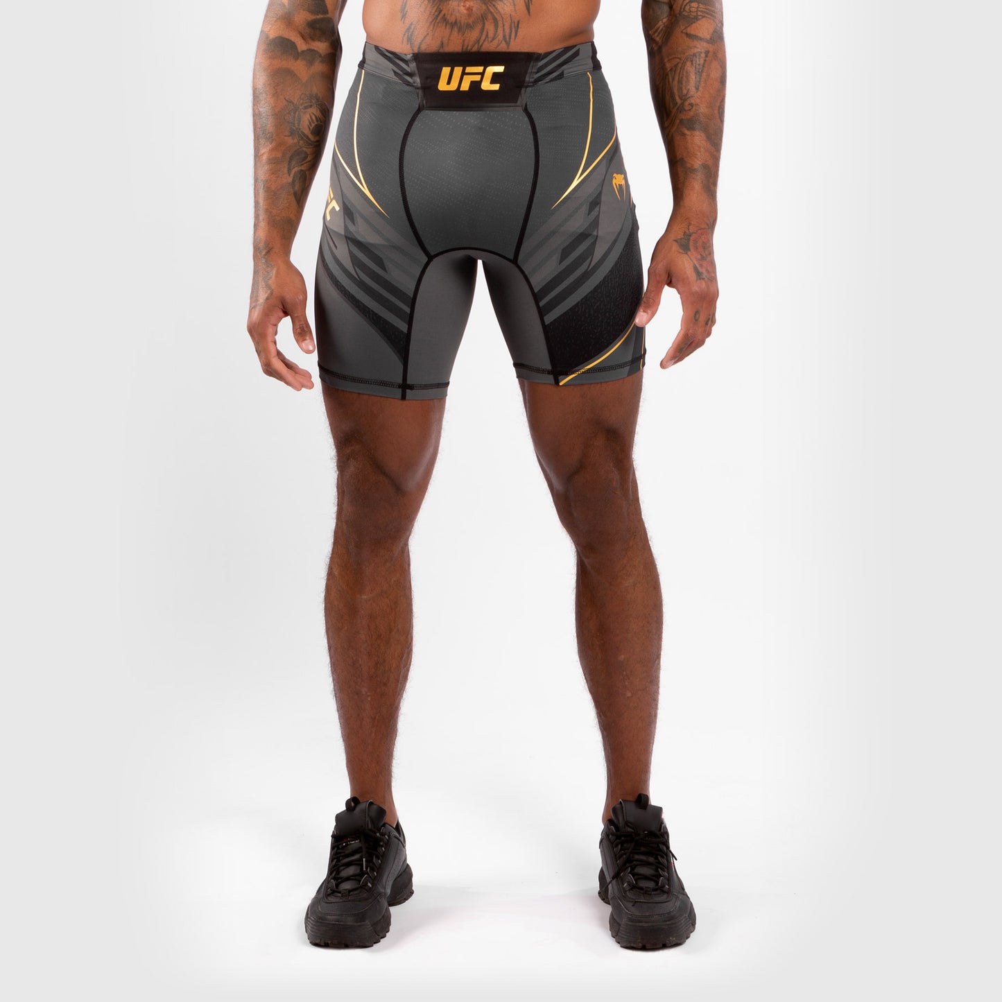 UFC Venum Authentic Fight Night Vale Tudo Herenshort - Long Fit - Zwart