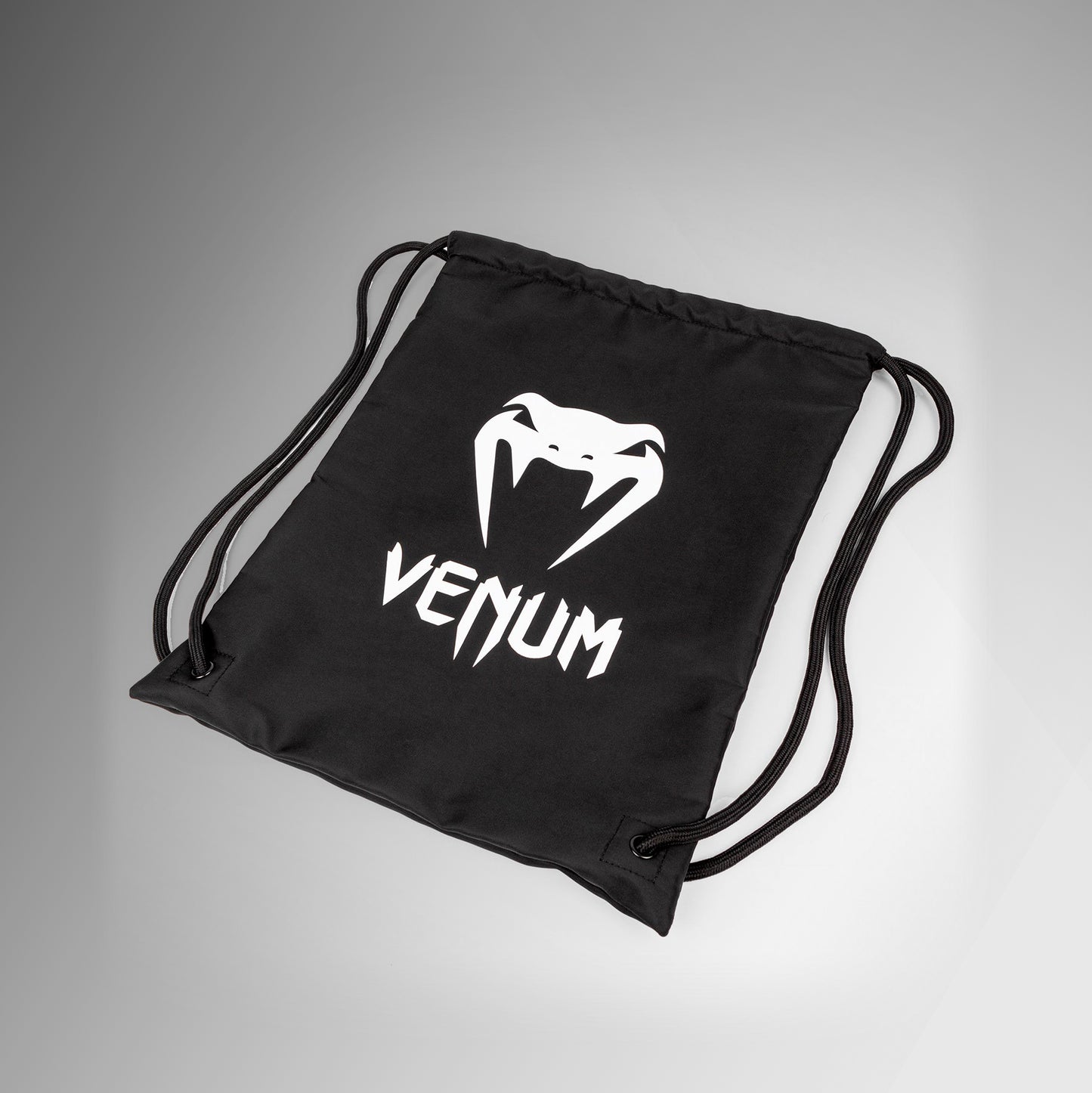 Venum Classic Rugzak (20-25L) – Zwart/Wit