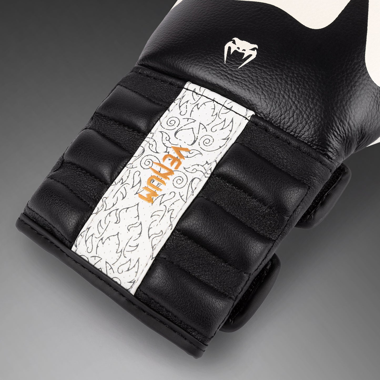 Venum Reverso Bokshandschoenen - Snow White/Black