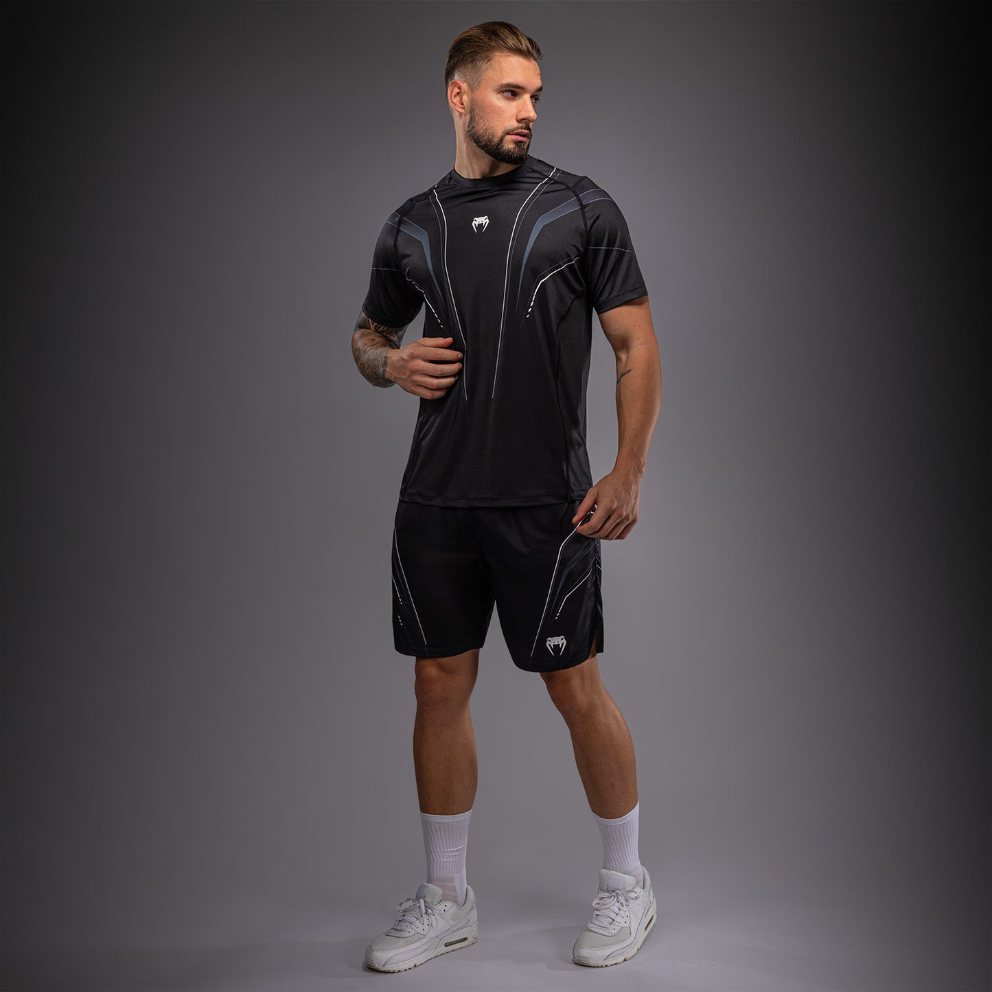 Venum Streamline Dry Tech T-shirt – Zwart/Wit