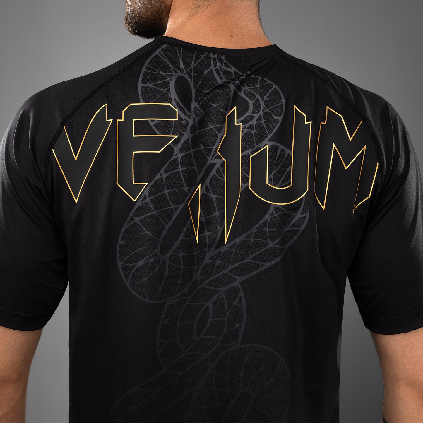 Venum Serpenti Dry Tech T-shirt – Zwart/Zilver/Goud
