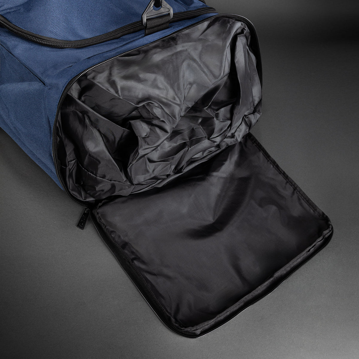 Venum Essential Sporttas (61 L) - Marineblauw