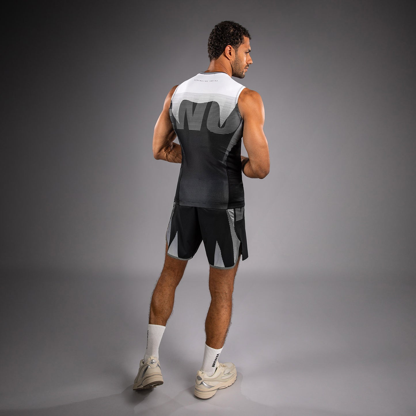 Venum Adrenaline Mouwloze Rashguard – Zwart/Zilvergrijs