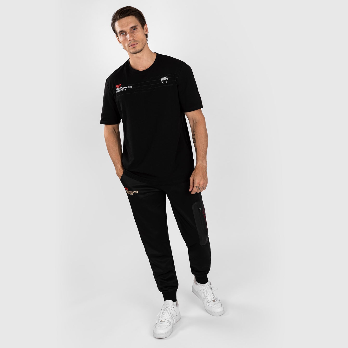 UFC Venum Performance Institute 2.0 Heren T-shirt - Zwart/Rood