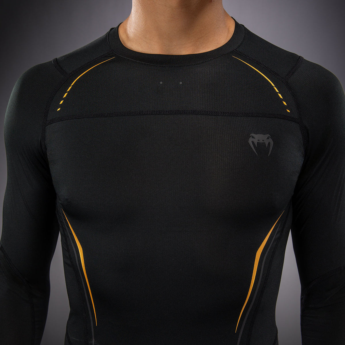Venum G-Core Rashguard met lange mouwen - Zwart/Goud