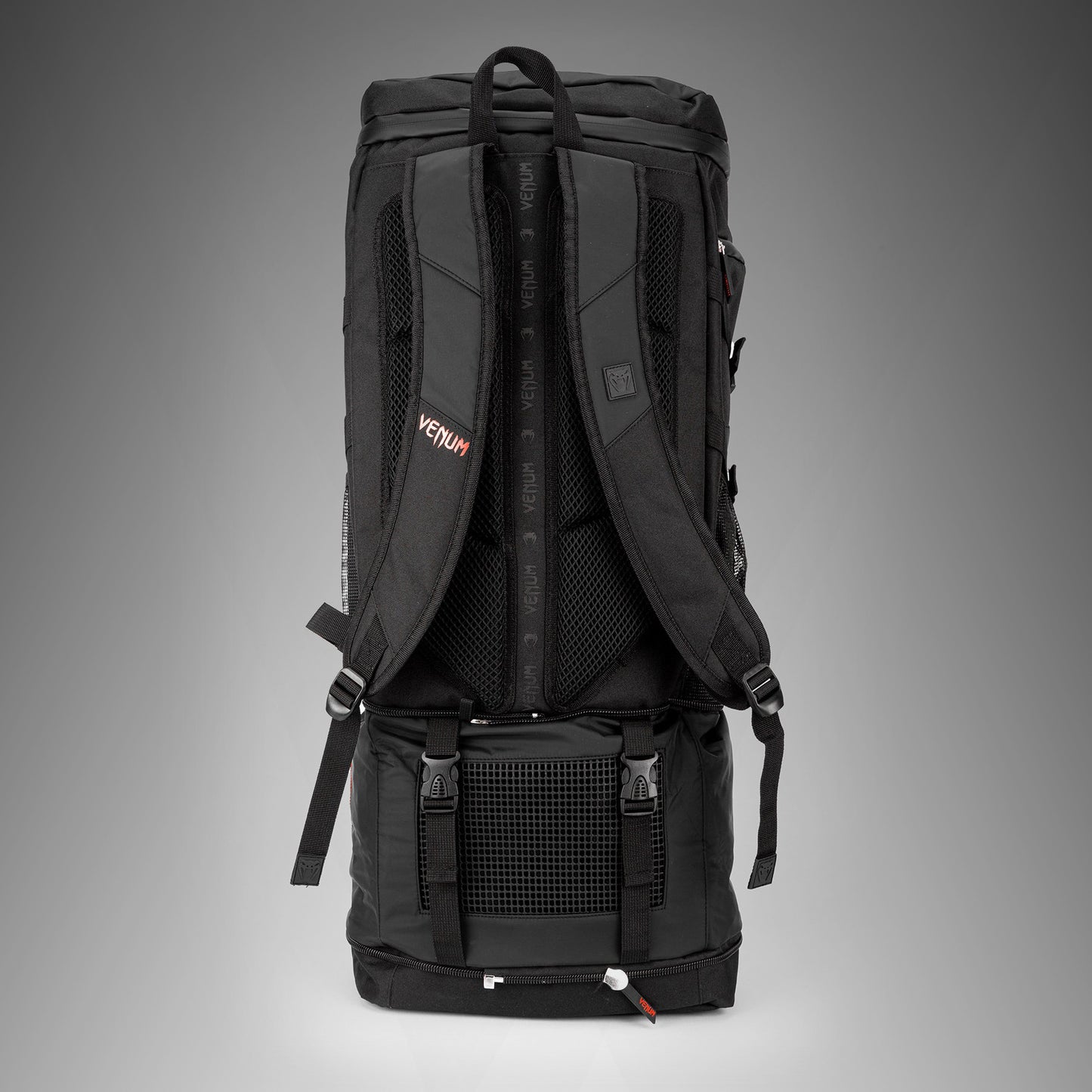 Venum Challenger Xtrem Evo Rugzak (50-63L) – Zwart/Rood