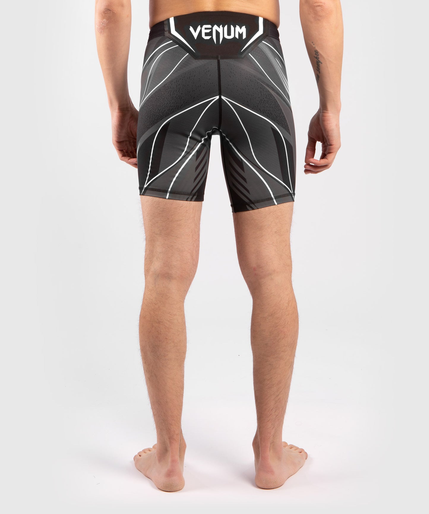 UFC Venum Authentic Fight Night Vale Tudo Herenshort - Short Fit - Zwart