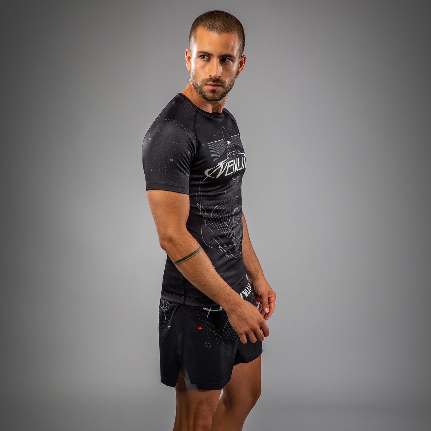 Venum Eclipse Rashguard met korte mouwen – Zwart/Ivoor