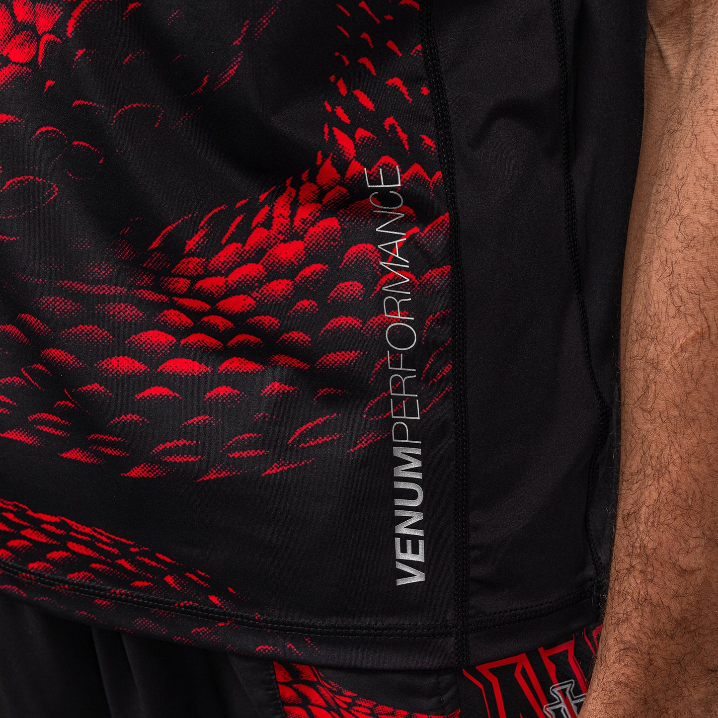 Venum Matupa Dry Tech T-shirt - Zwart/Rood/Zilver