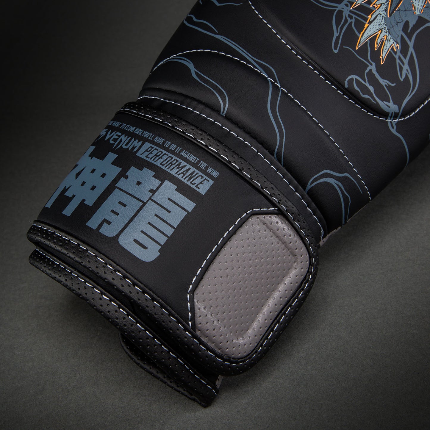 Venum Thunder Dragon Bokshandschoenen – Zwart/Grijs/Koper