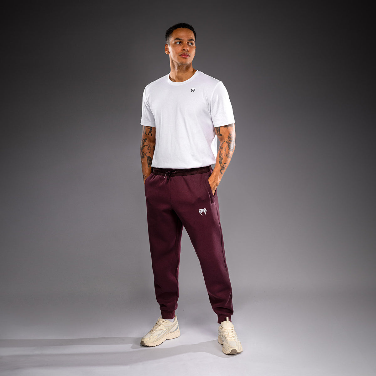 Venum Attack Fleece & Weave Joggingbroek - Bordeauxrood