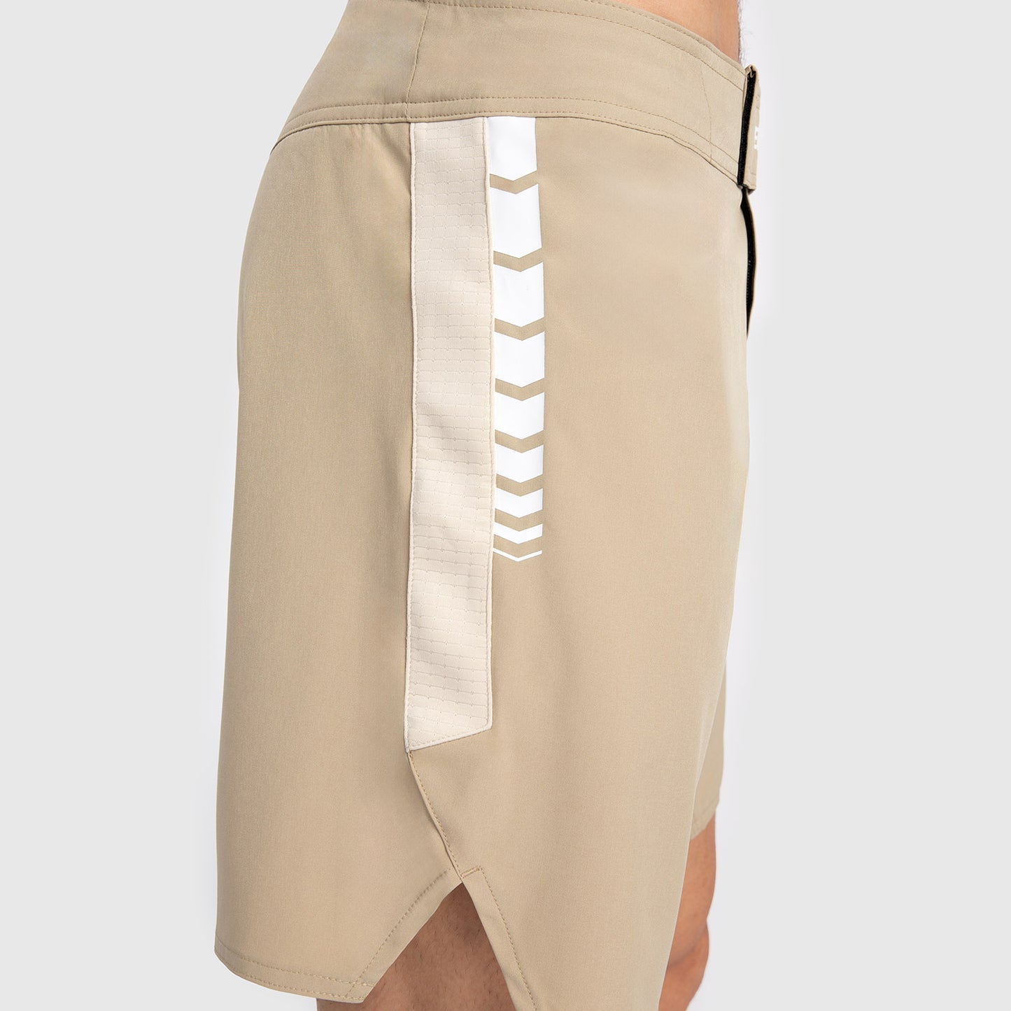 Venum Tempest Heren Vechtshorts - Beige/Zand