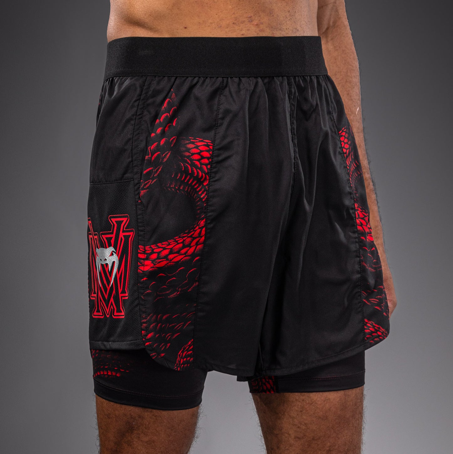 Venum Matupa Trainingsshorts - Zwart/Rood/Zilver