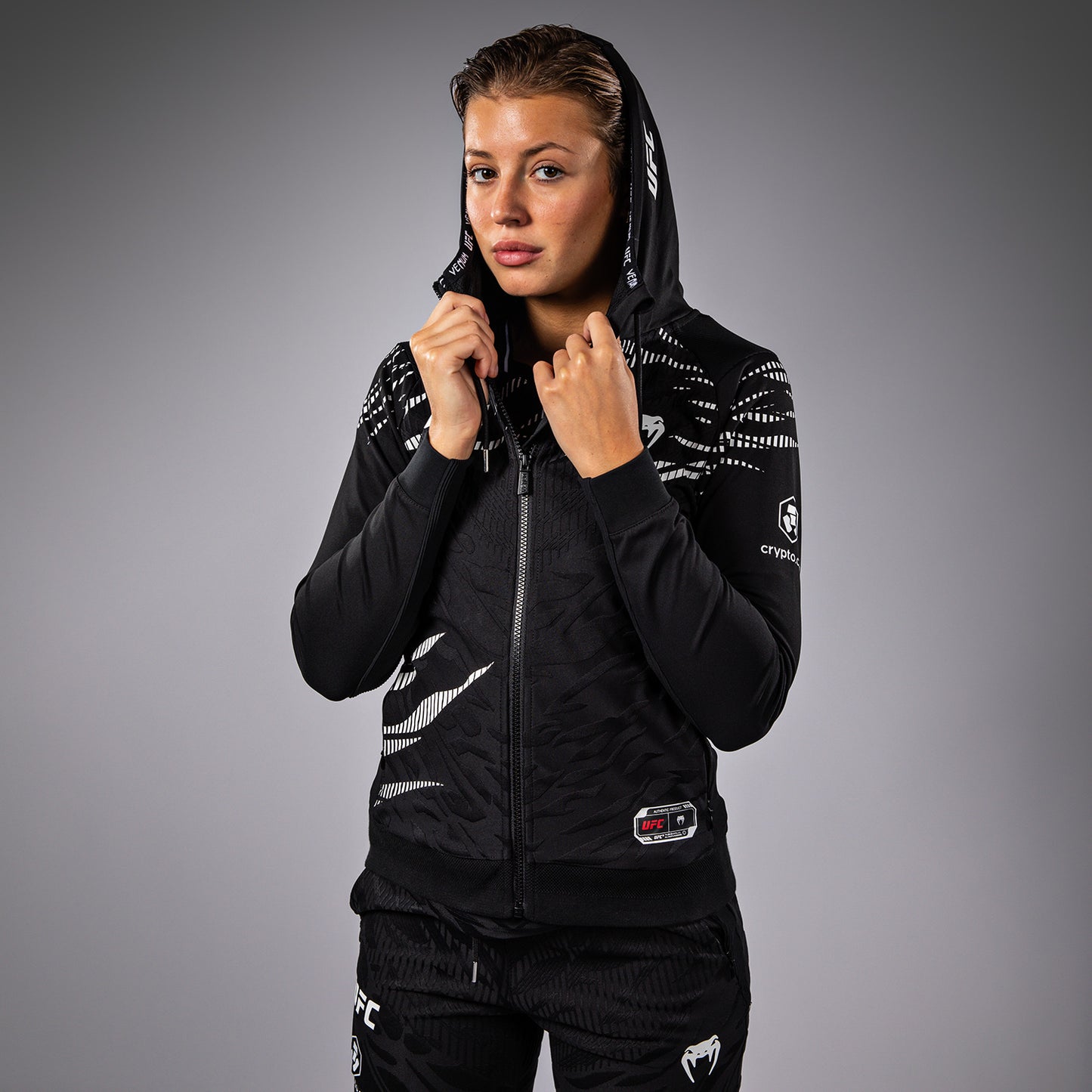 UFC Fusion by Venum Authentic Fight Night Hoodie voor Dames - Zwart