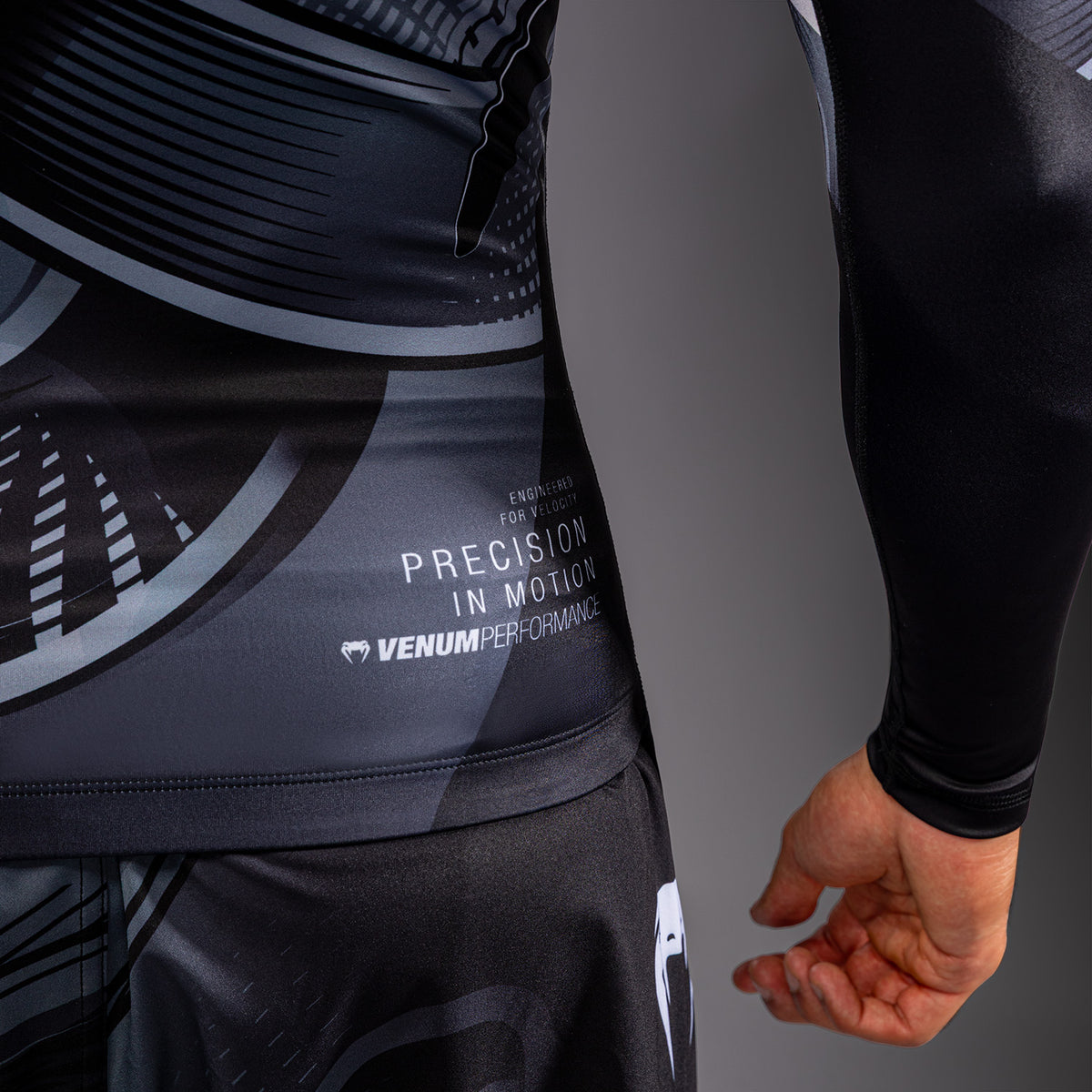 Venum Crimson Viper 2.0 Rashguard met lange mouwen - Zwart/Grijs