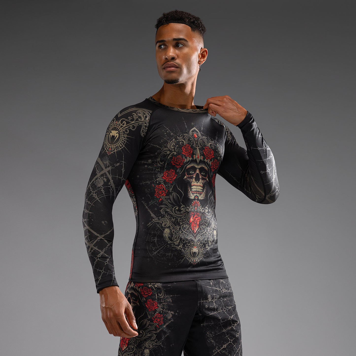 Venum Santa Muerte 5.0 Lange Mouwen Rashguard voor Heren - Diep Zwart/Goud