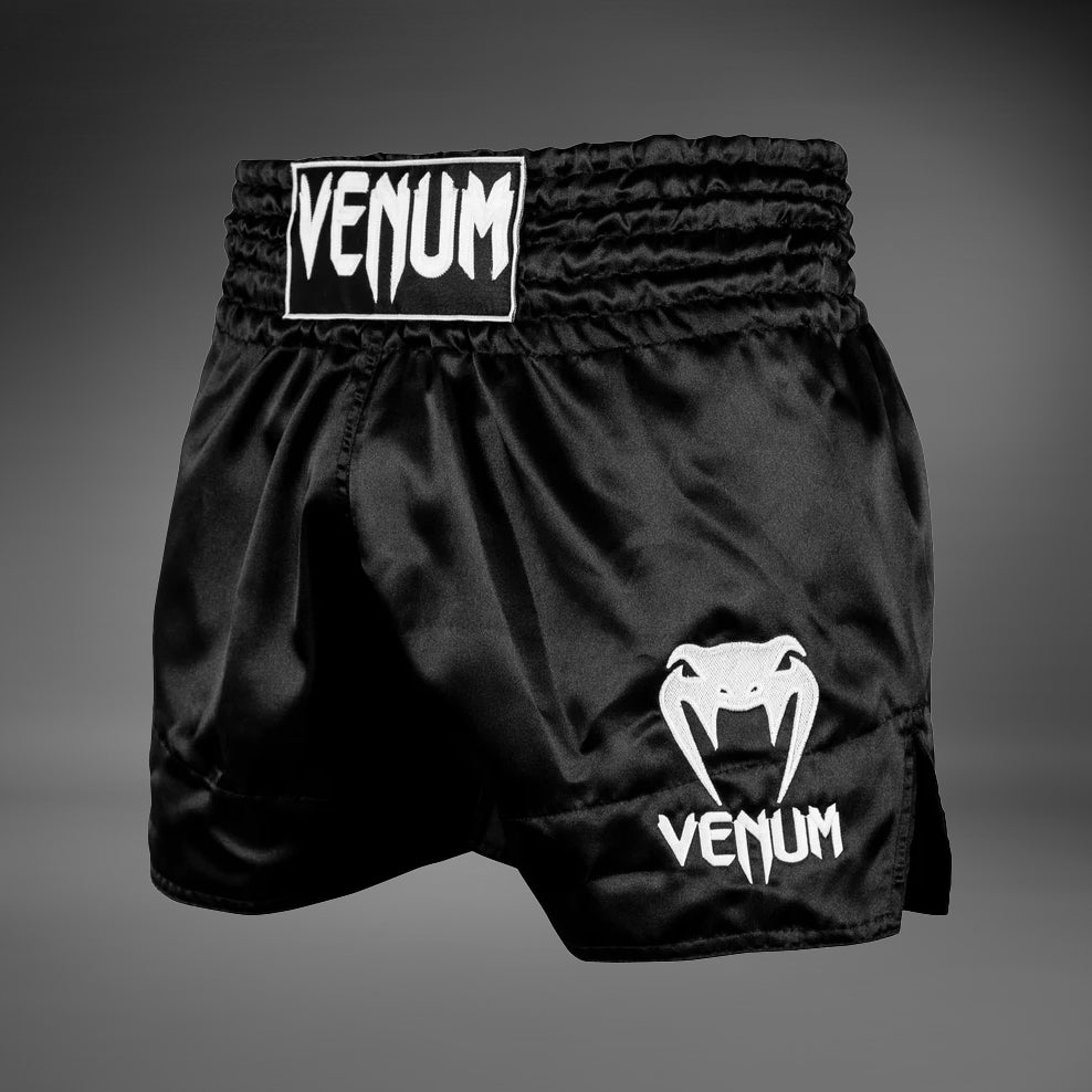 Venum Classic Muay Thai Shorts - Zwart/Wit