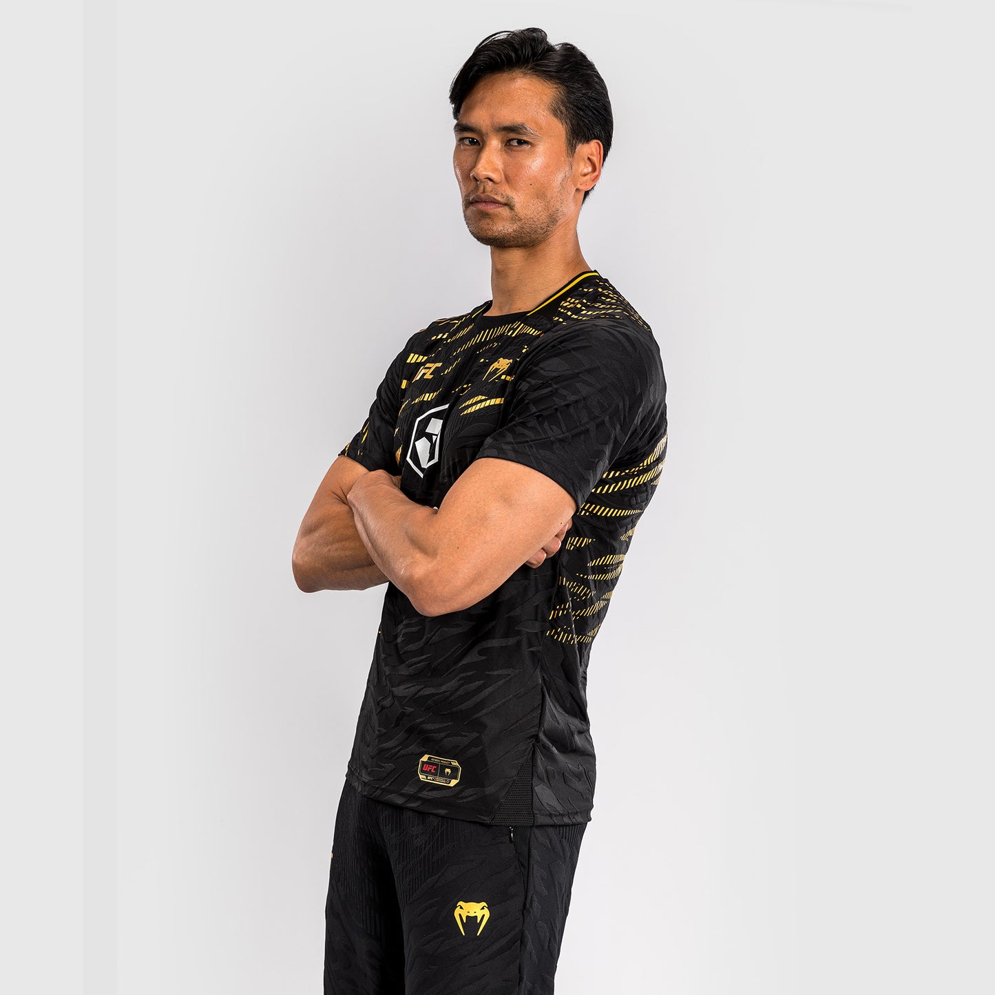 UFC Fusion by Venum Personalized Authentic Fight Night Exit T-shirt voor Heren - Kampioen