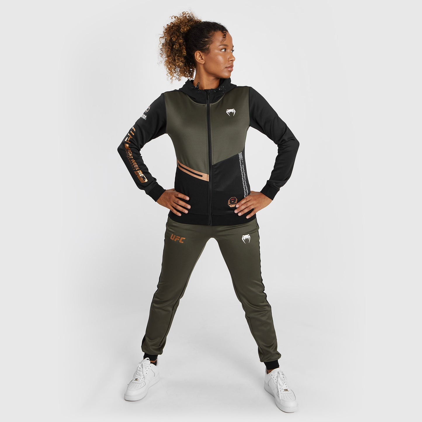 UFC Adrenaline by Venum Fight Week Hoodie met rits voor Dames - Khaki/Brons