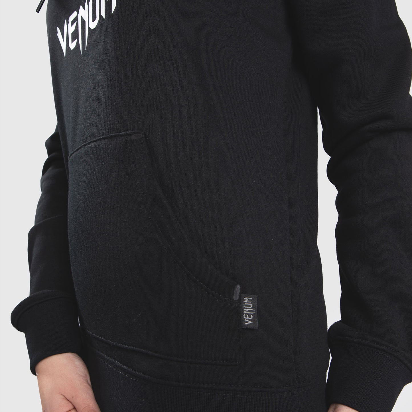 Venum Classic Sweatshirt met Capuchon - Voor dames - Zwart