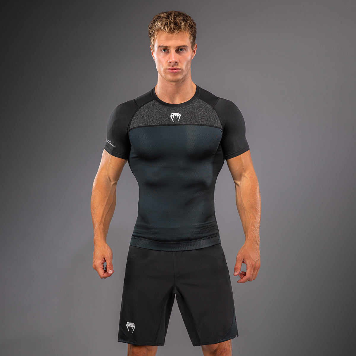 Venum G-Fit Scale Rashguard met korte mouwen - Zwart