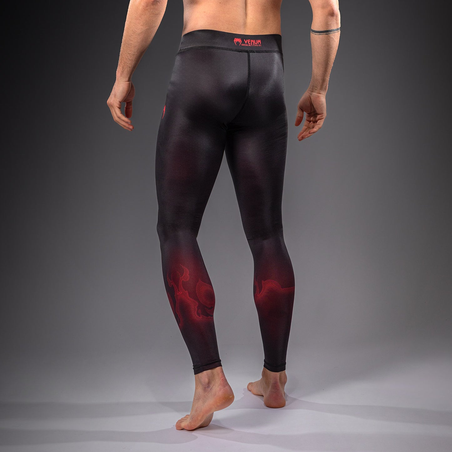 Venum Spectre Spats – Zwart/Rood