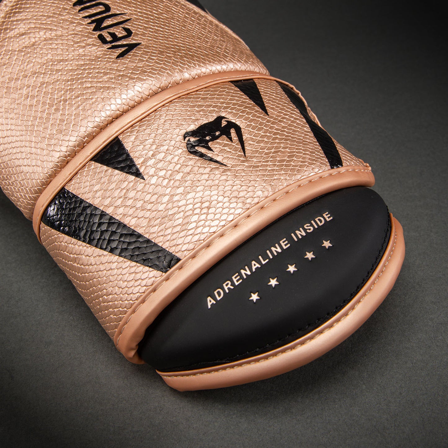 Venum Challenger 4.0 Scales Bokshandschoenen – Parelroze/Zwart