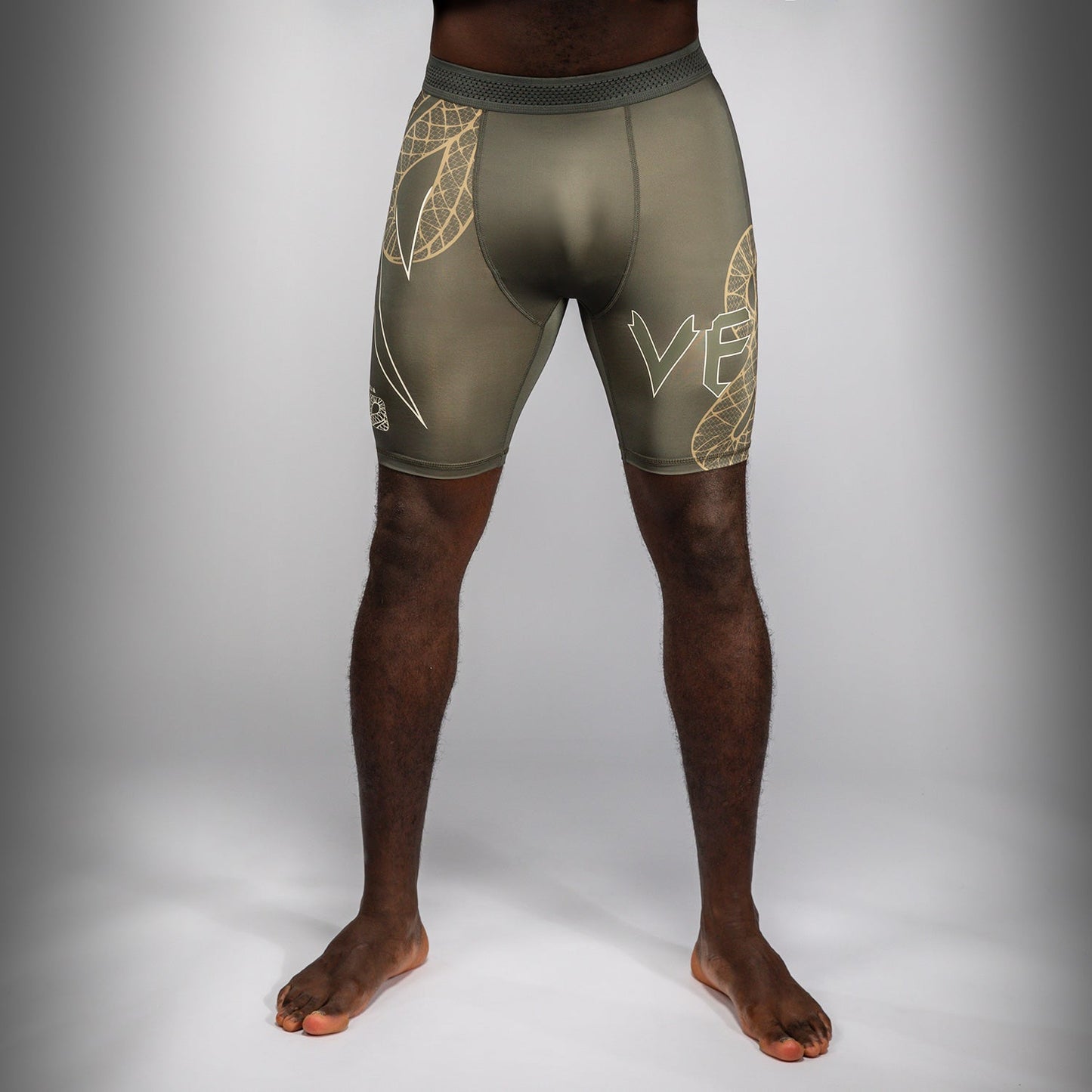 Venum Serpenti Vale Tudo Shorts – Khaki/Bronze/Ivoor