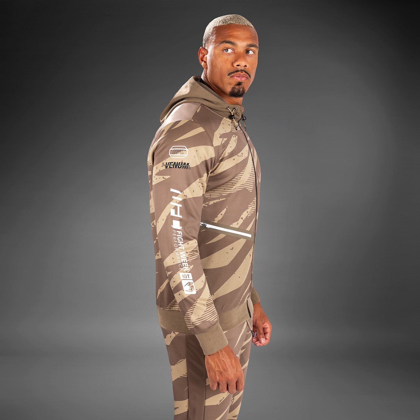 UFC Adrenaline By Venum Fight Week Mannen Hoodie - Desert Camo