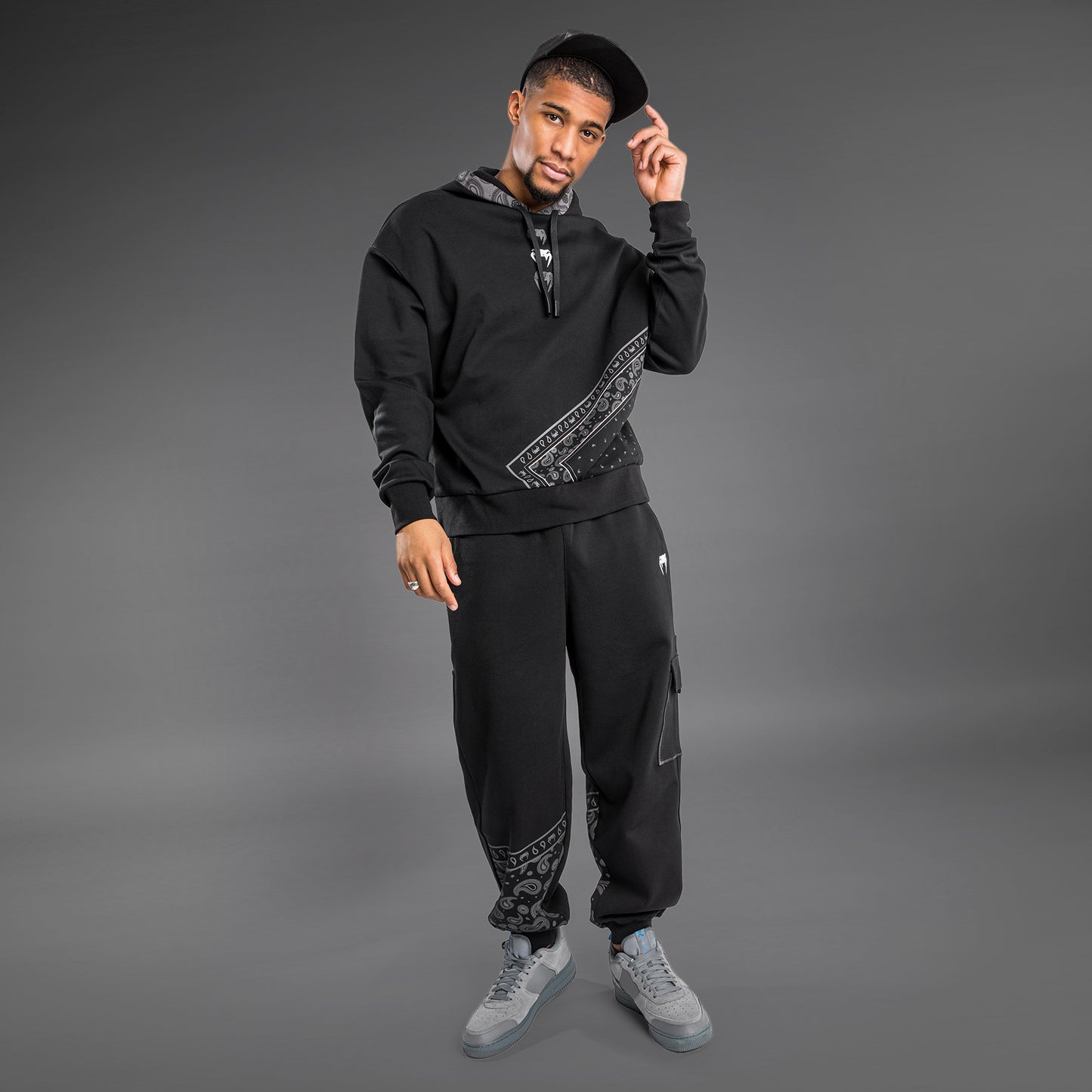 Venum Cali 34 XL hoodie -Oversize - Zwart