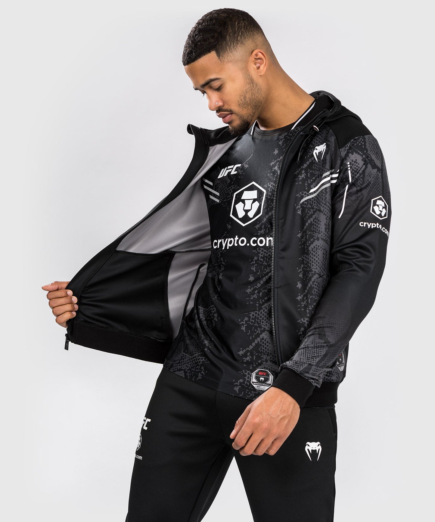 UFC Adrenaline by Venum Gepersonaliseerde Authentic Fight Night Heren Walkout Hoodie - Zwart